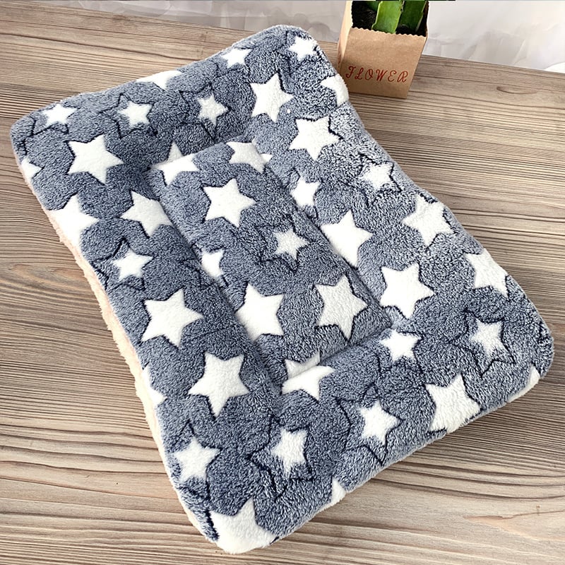 Winter Pet Warm Sleeping Pad for Household Use